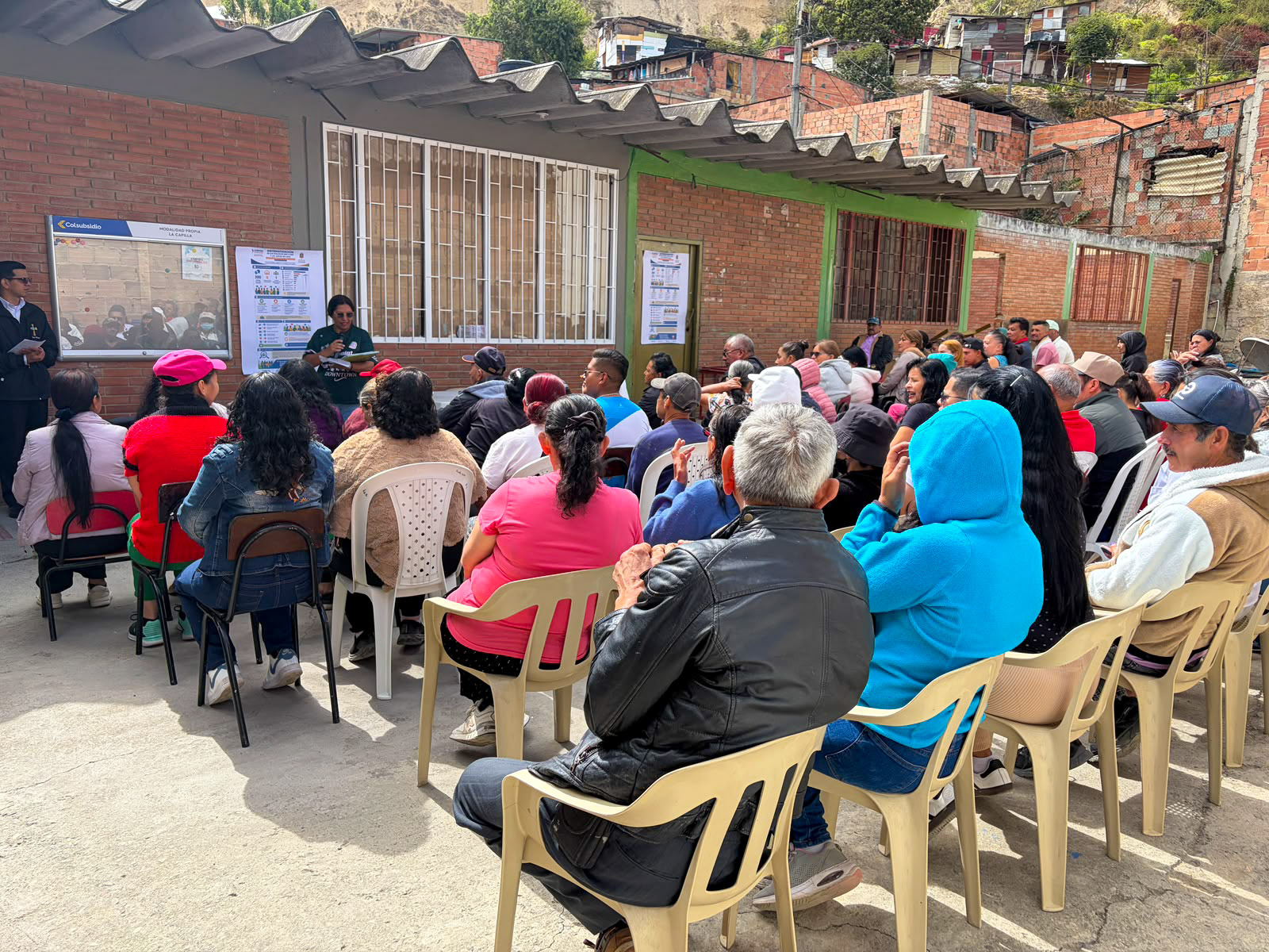 Colombia | Liderazgos del barrio La Capilla realizan primera Asamblea Comunitaria